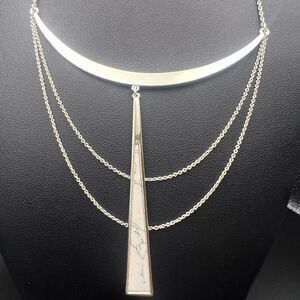 Stella & Dot Silver and White Necklace